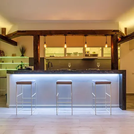 Centre Rooftop Knez Mihailova Διαμέρισμα